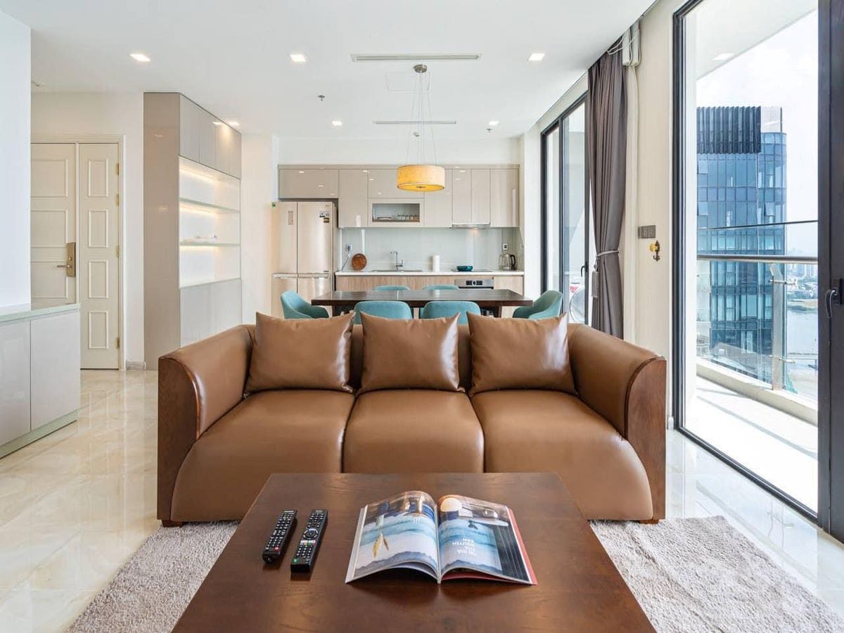 Cho thuê căn hộ Vinhomes Golden River Bason 3 Phòng Ngủ 121,5m2 Vòng Cung