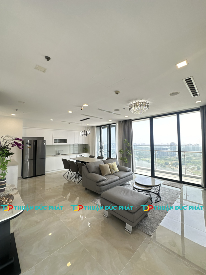 Căn hộ Vinhomes Golden River cho thuê view vòng cung 180 độ ngoạn mục