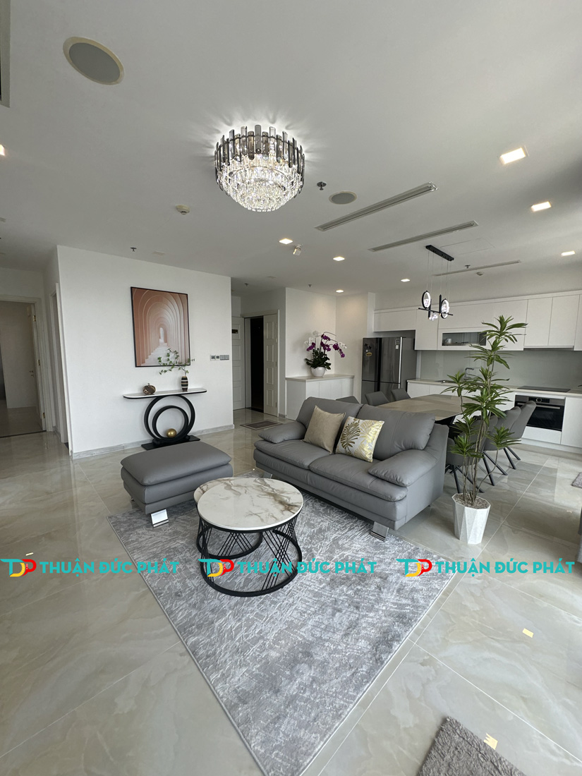 Căn hộ Vinhomes Golden River cho thuê view vòng cung 180 độ ngoạn mục