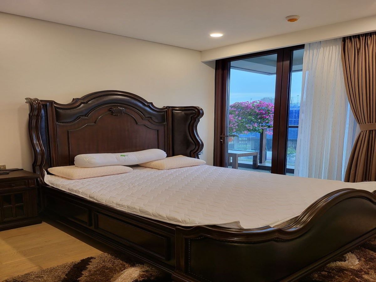 Gấp cho thuê căn Galeria The Metropole 2 phòng Ngủ 86m2