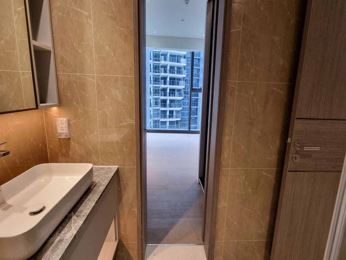 Duy nhất căn hộ cho thuê The Metropole Opera 1 Phòng Ngủ 52m2 chỉ 28tr/tháng