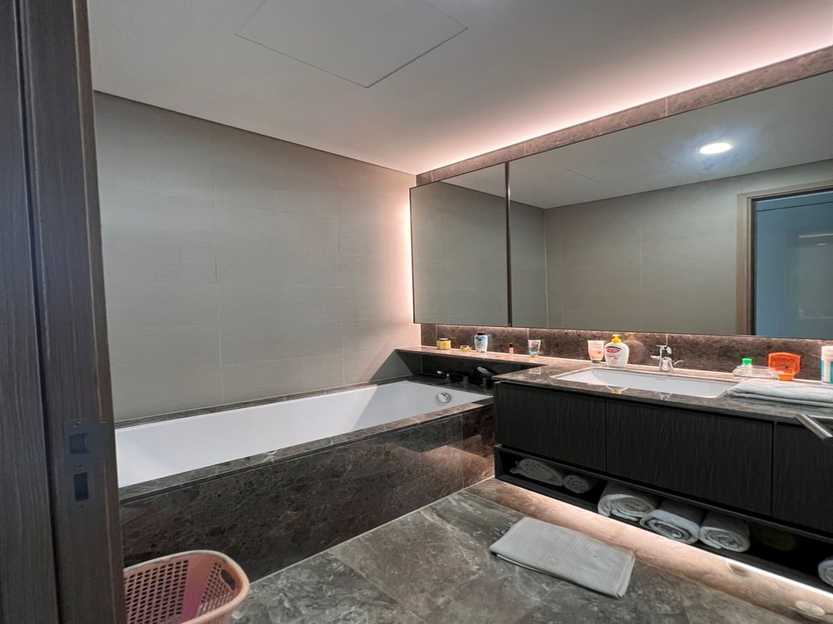 Căn hộ The River 2 Phòng Ngủ 84m2 cần cho thuê