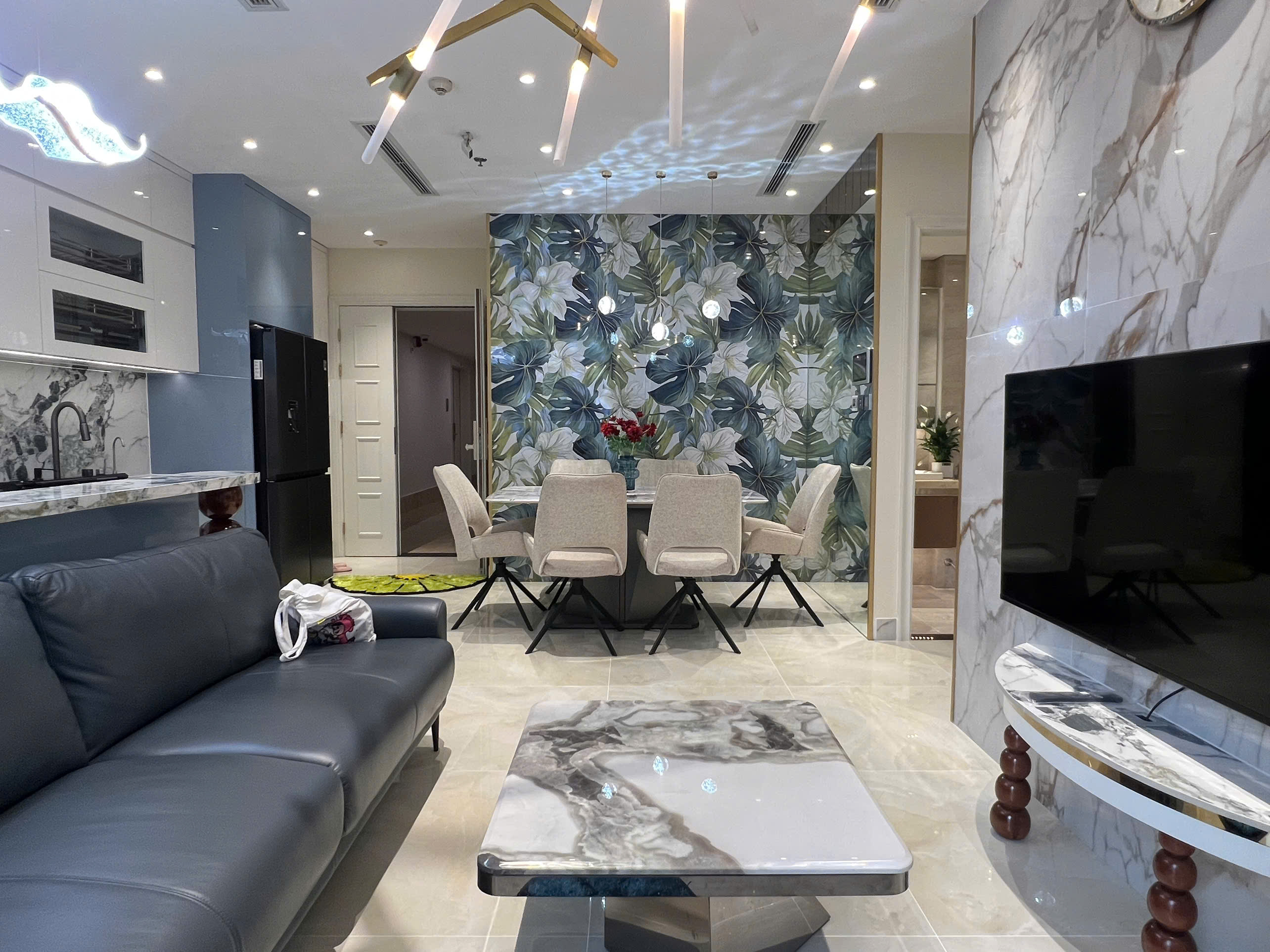 Bán Hoặc Cho Thuê Căn Hộ Vinhomes Bason 1 Phòng Ngủ