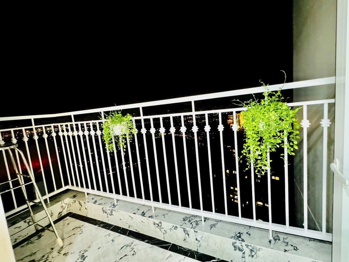 Cho thuê Vinhomes Central Park 2 4 Phòng Ngủ 128m2 giá chỉ 35tr