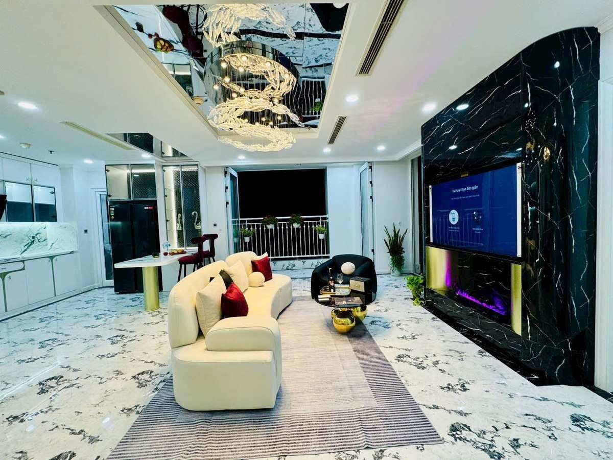 Cho thuê Vinhomes Central Park 2 4 Phòng Ngủ 128m2 giá chỉ 35tr